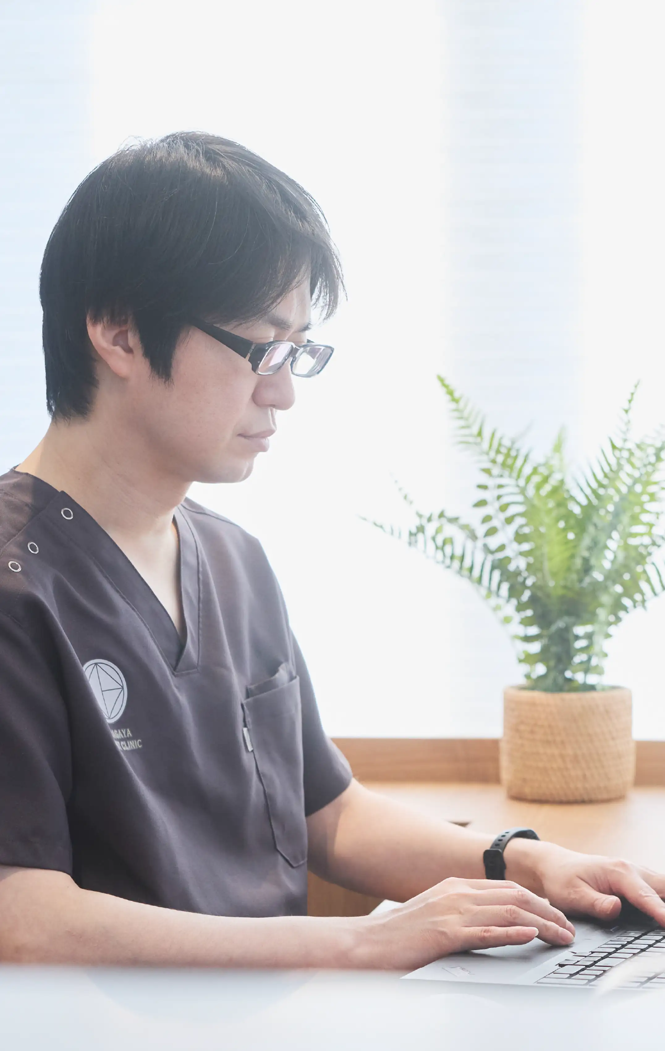 鎌ヶ⾕乳腺クリニック 院⻑ 宮本 快介